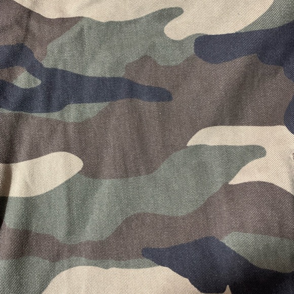 H&M Women’s Joggers Camo Print UK 16 Army Print Elastic Waist Pull On Pants - Picture 2 of 4